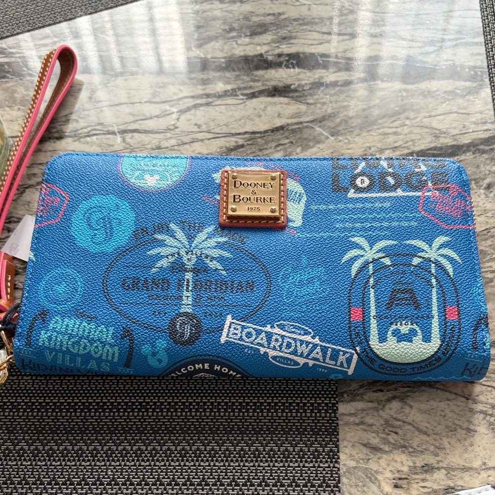 Dooney & Bourke Blue Graphic Wristlet